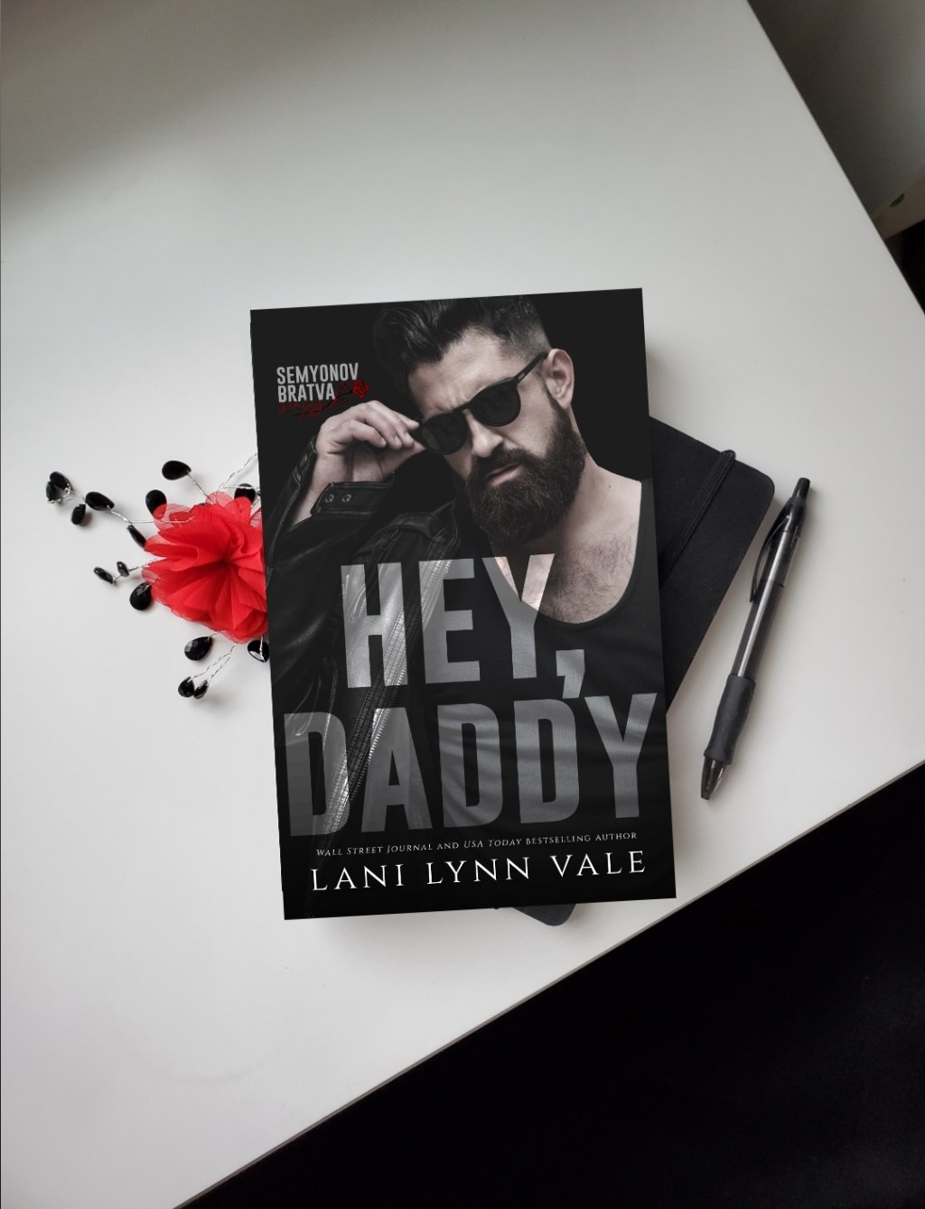 Hey, Daddy by Lani Lynn Vale (5 Star Book Review) Mafia, Police&nbsp;Romance